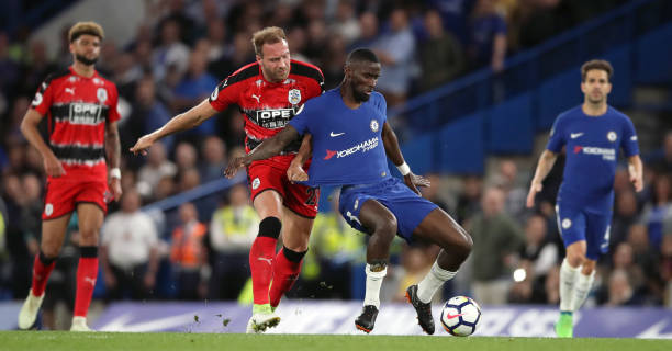 但在皮奥利 但在皮奥利