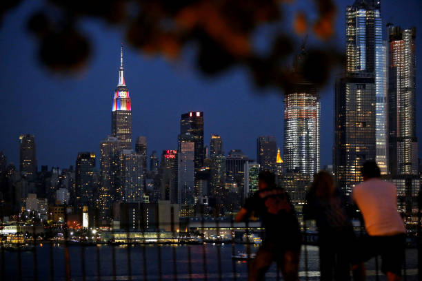 线上崭露头 线上崭露头