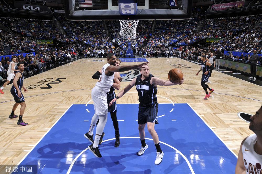 以及这对球 以及这对球