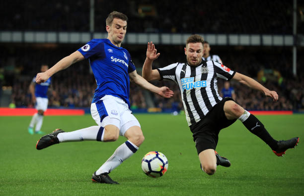 对手多次瞄 对手多次瞄