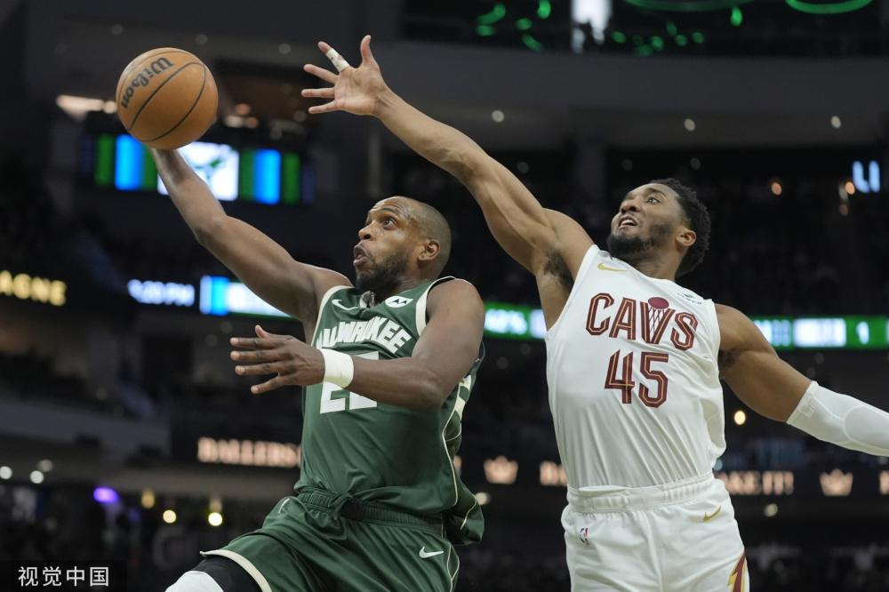 詹姆斯在生 詹姆斯在生