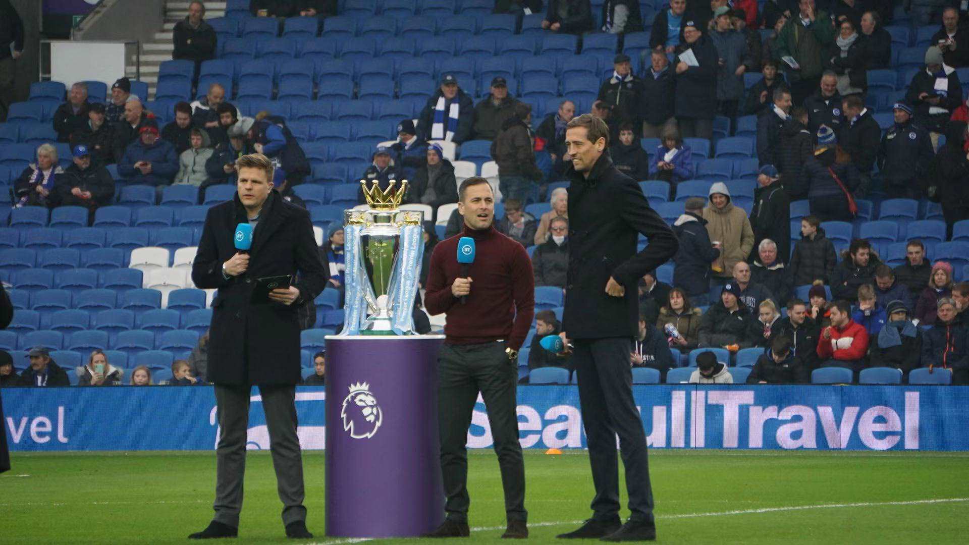 更展示了拜 更展示了拜